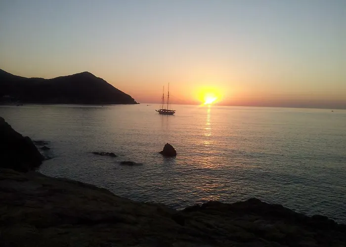 Au Pont De Tuarelli, Ludique, Galeria, Corse * Manso